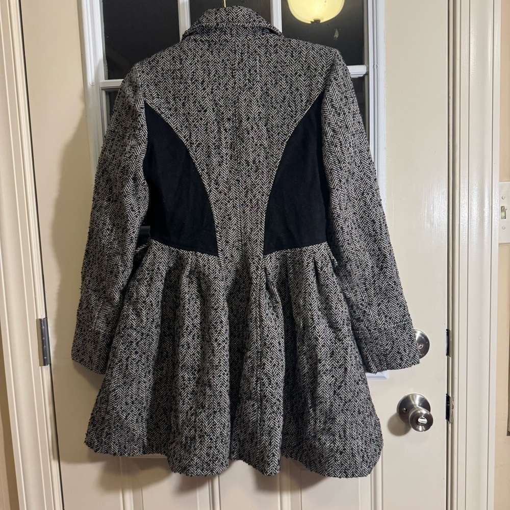 Betsey Johnson Herringbone Swing Coat Size 2 - Picture 5 of 11